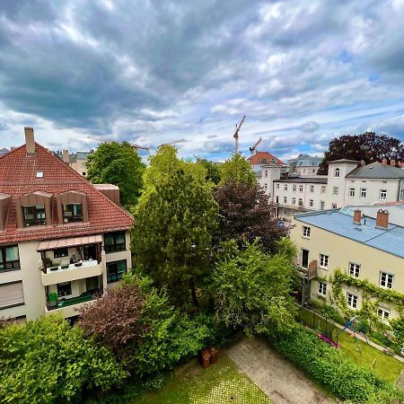 Apartment Skyline By Aux Property Augsburg Exterior foto