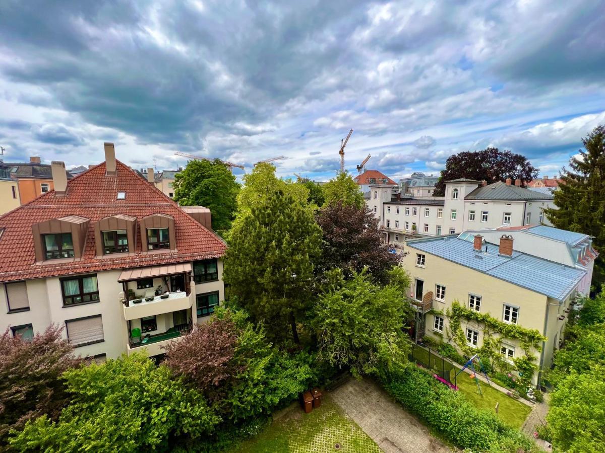 Apartment Skyline By Aux Property Augsburg Exterior foto